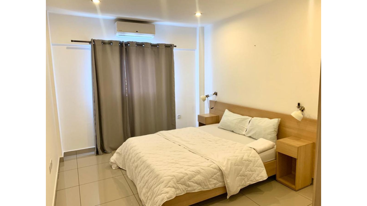 2 bed flat to let, Crown Lodge, Elystan Street - African Land