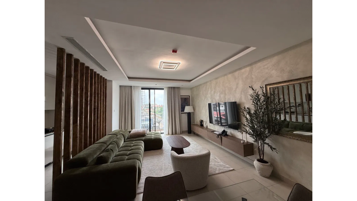 2 bed flat to let, Crown Lodge, Elystan Street - African Land