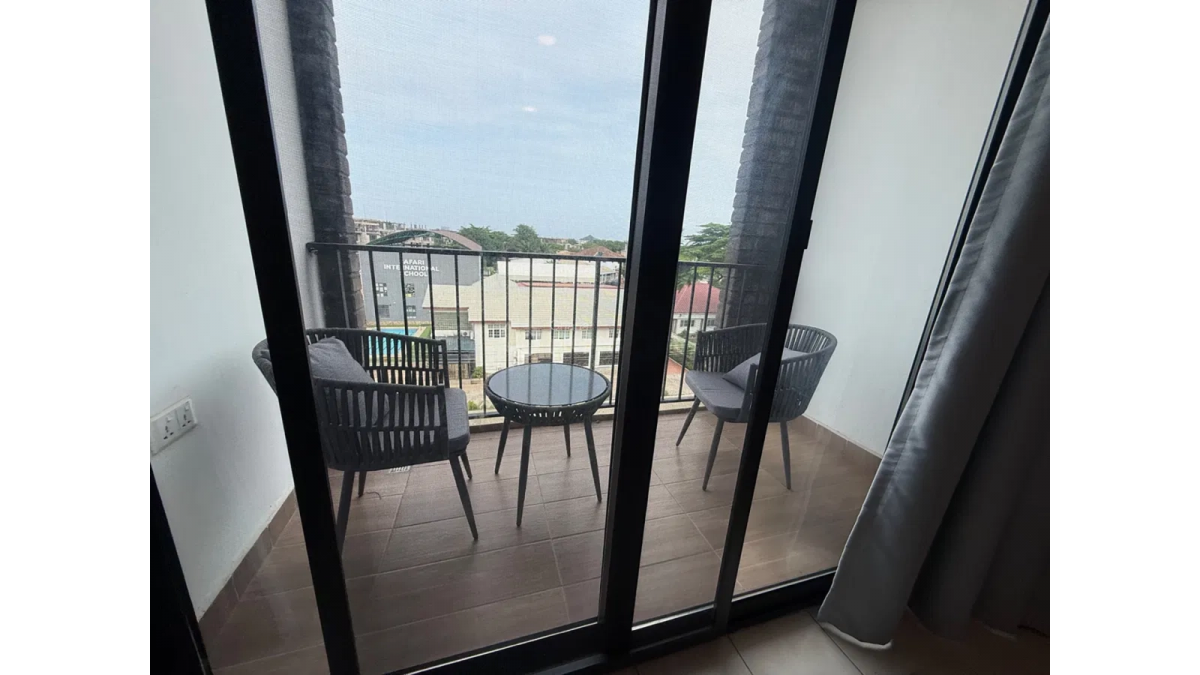 2 bed flat to let, Crown Lodge, Elystan Street - African Land