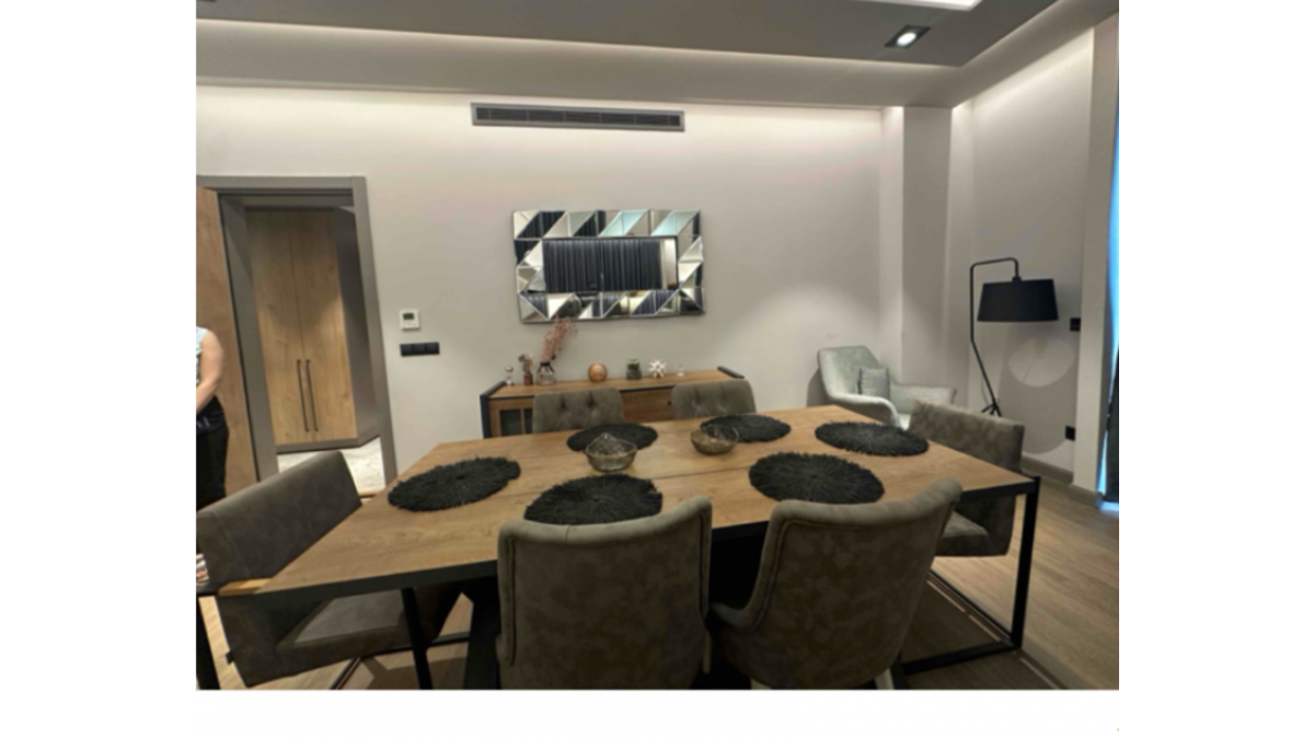 2 bed flat to let, Crown Lodge, Elystan Street - African Land