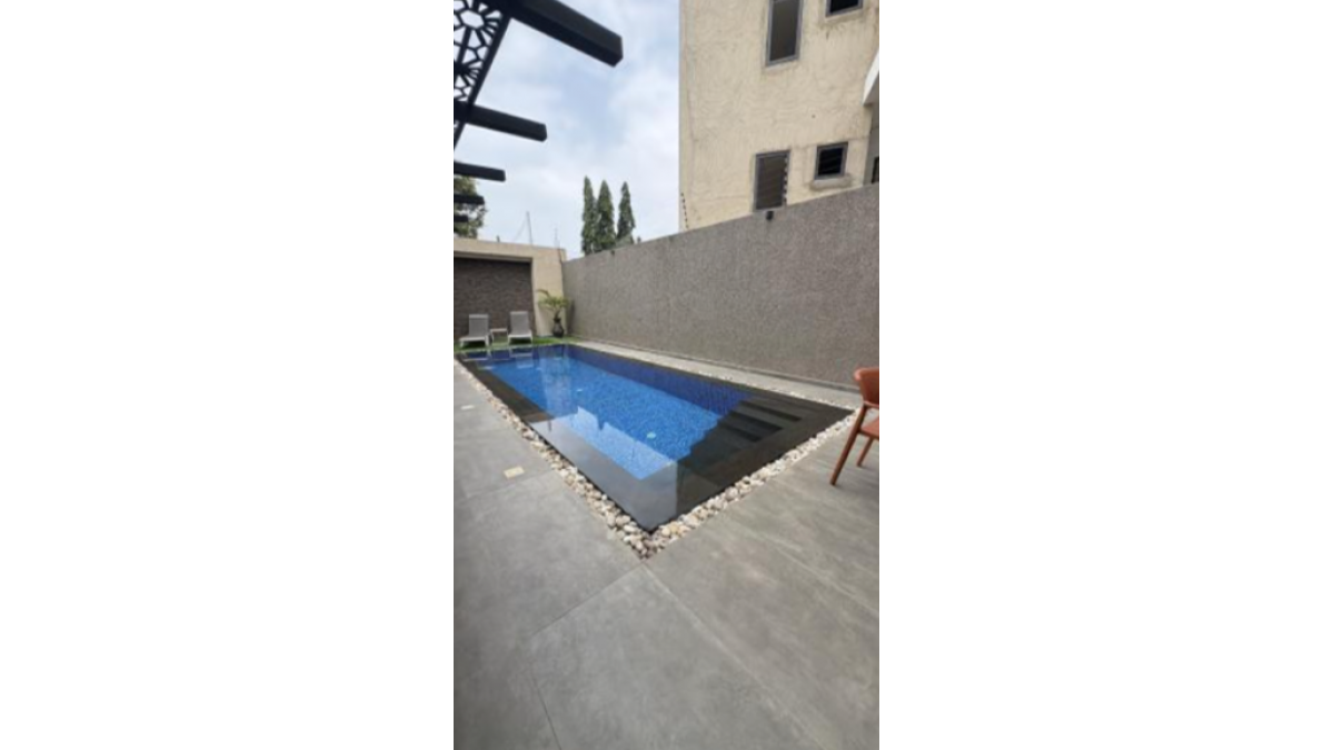 2 bed flat to let, Crown Lodge, Elystan Street - African Land