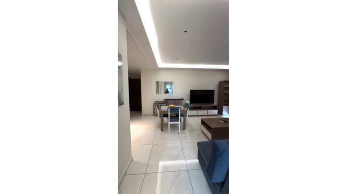 2 bed flat to let, Crown Lodge, Elystan Street - African Land