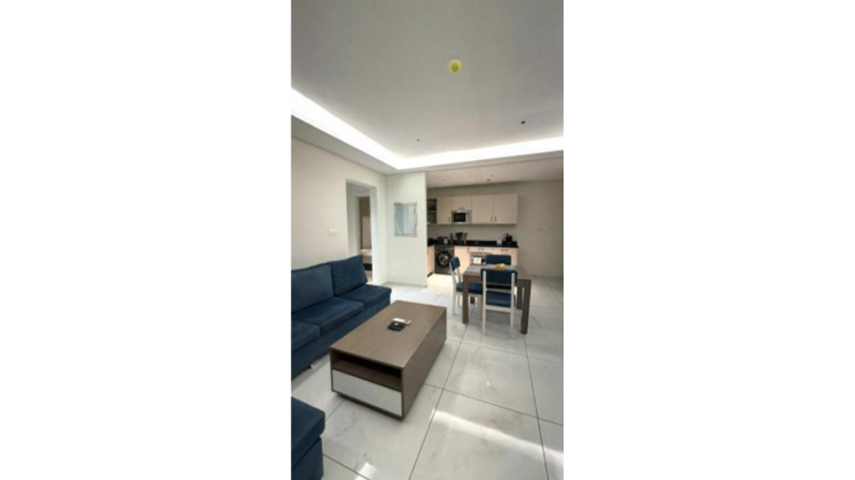 2 bed flat to let, Crown Lodge, Elystan Street - African Land