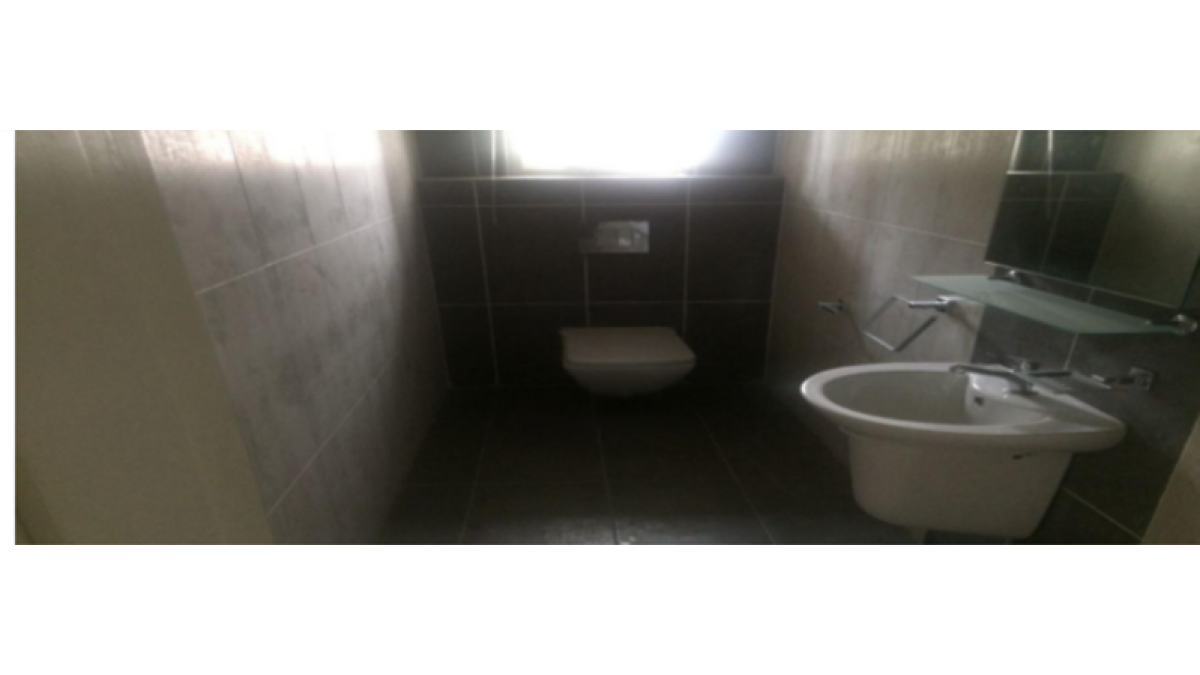 2 bed flat to let, Crown Lodge, Elystan Street - African Land