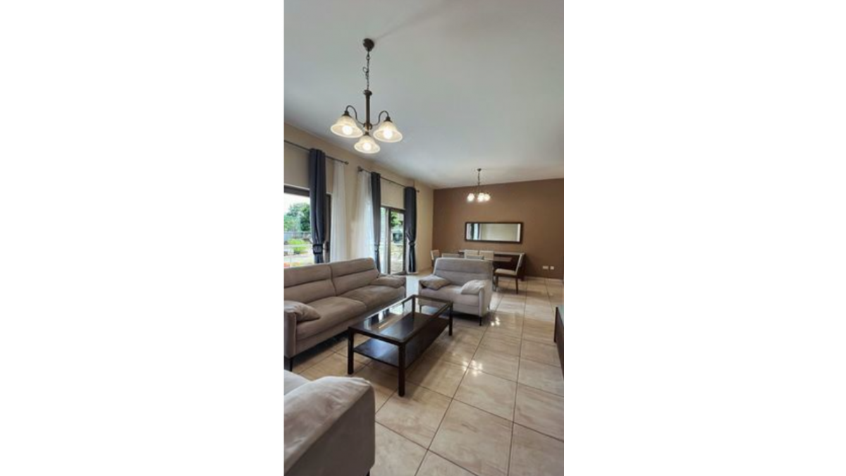 2 bed flat to let, Crown Lodge, Elystan Street - African Land