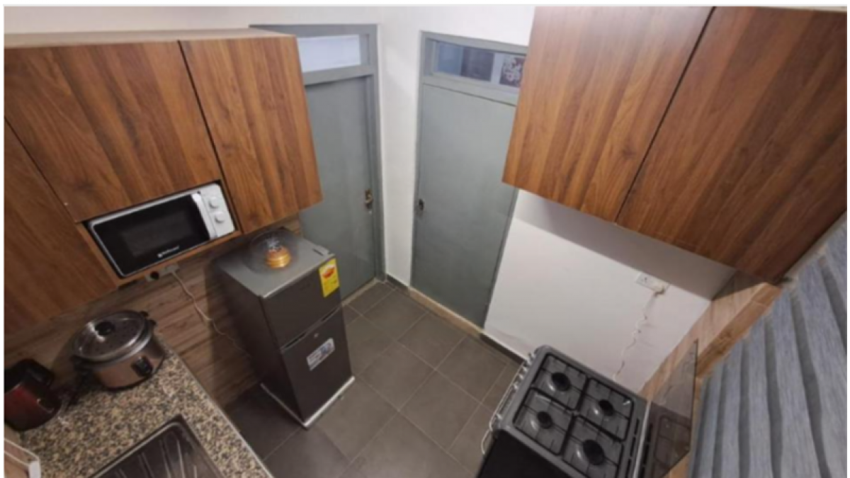 2 bed flat to let, Crown Lodge, Elystan Street - African Land