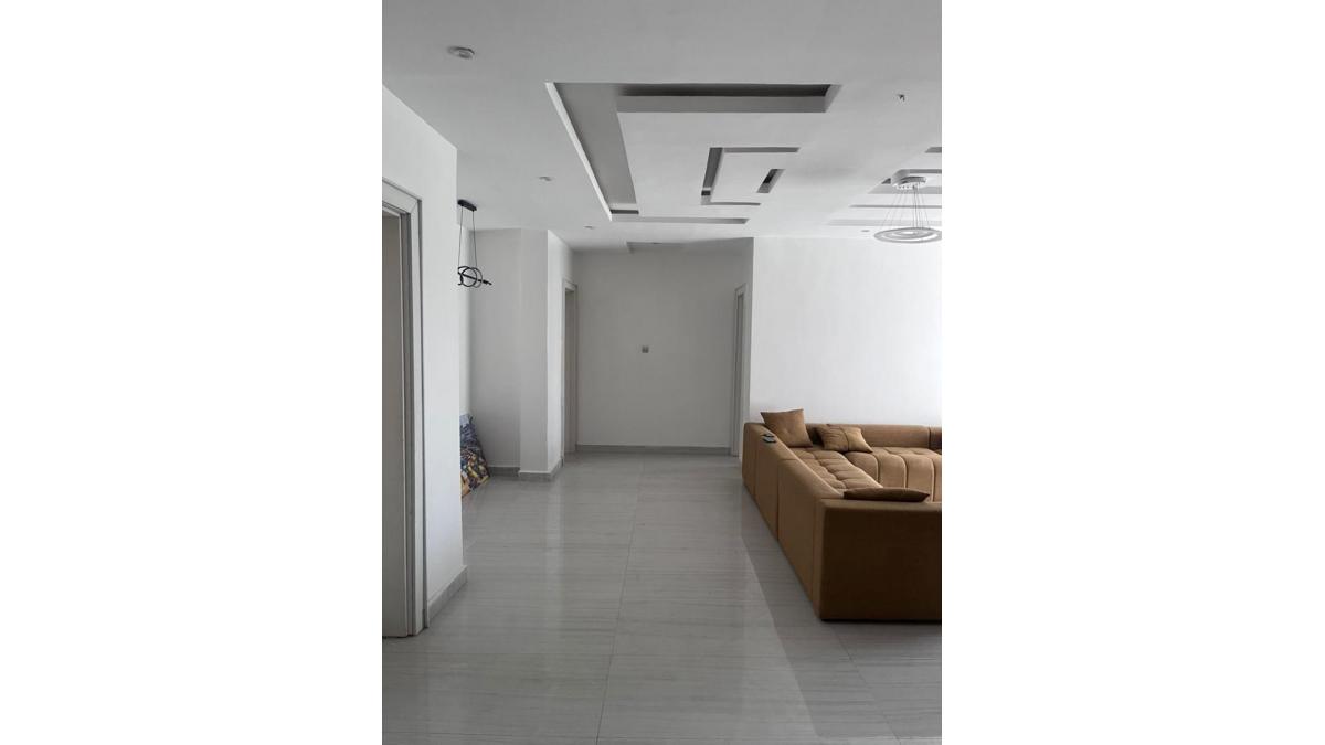 2 bed flat to let, Crown Lodge, Elystan Street - African Land