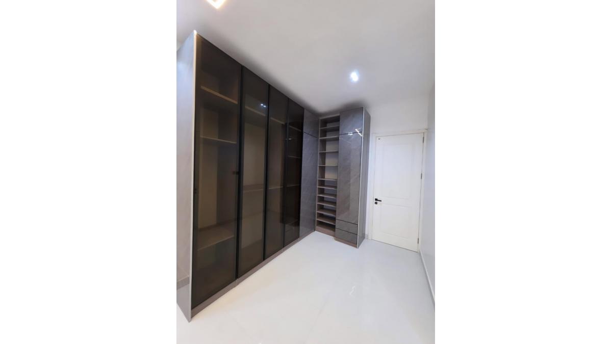 2 bed flat to let, Crown Lodge, Elystan Street - African Land