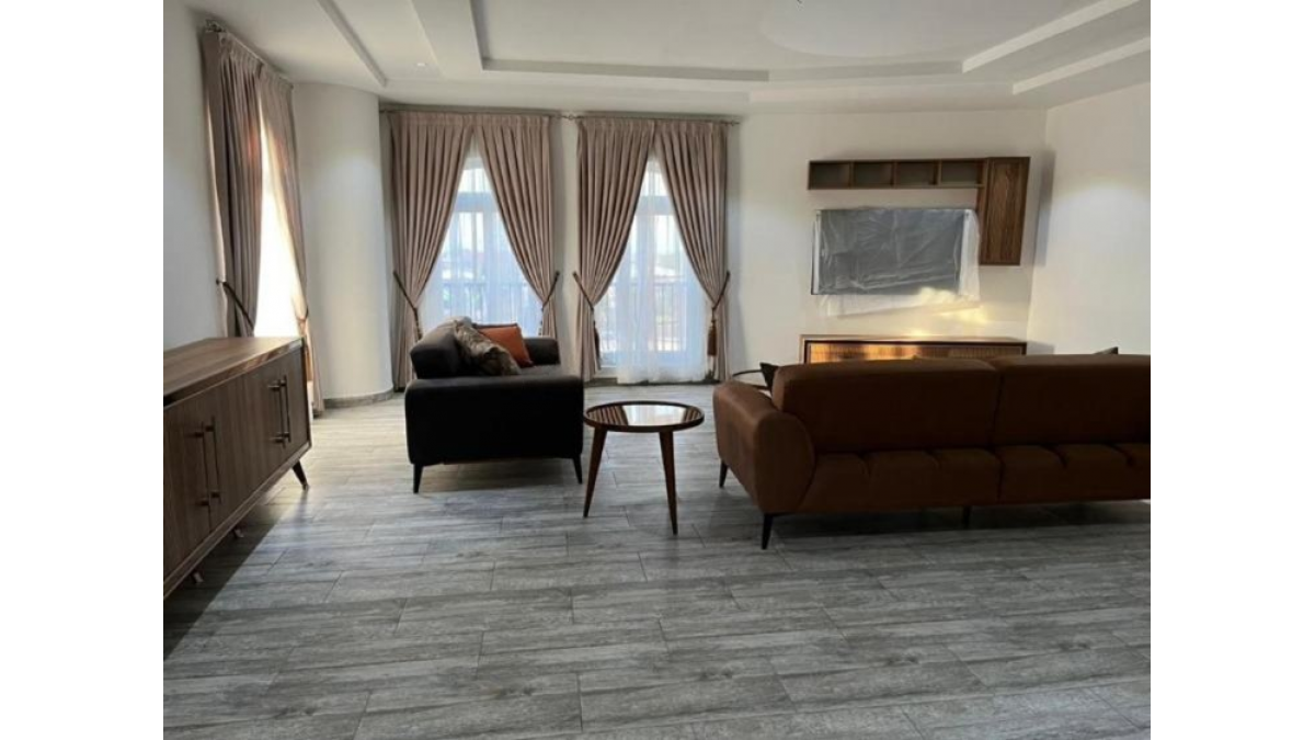 2 bed flat to let, Crown Lodge, Elystan Street - African Land