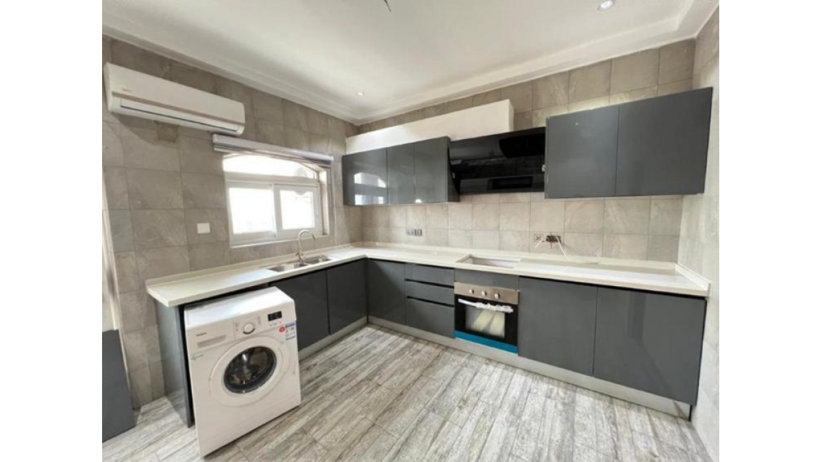2 bed flat to let, Crown Lodge, Elystan Street - African Land