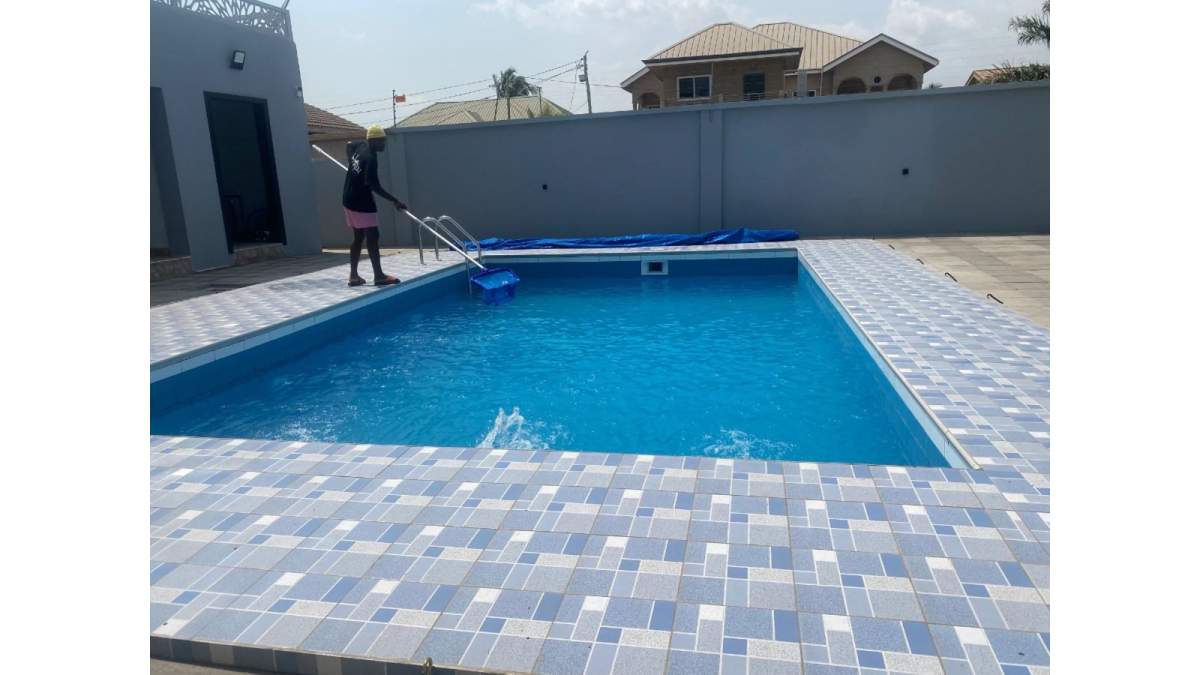 2 bed flat to let, Crown Lodge, Elystan Street - African Land