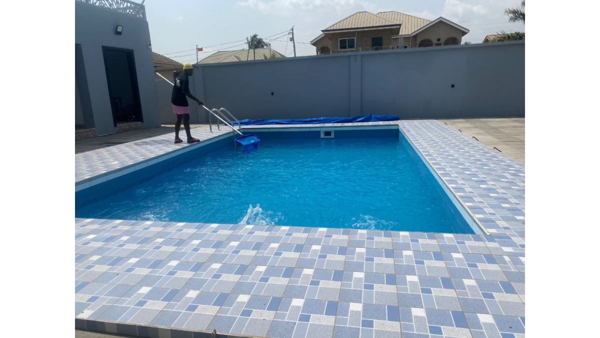 Fully Furnished 2-Bedroom Apartment with Swimming Pool for Short Let