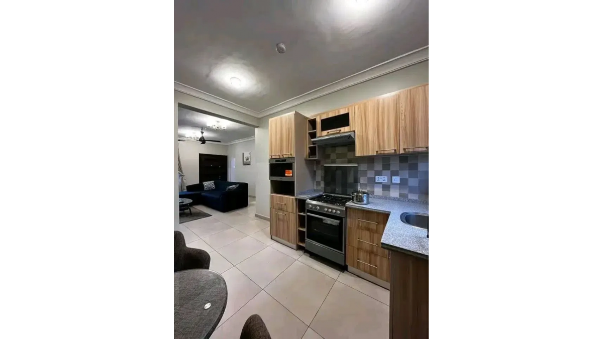 2 bed flat to let, Crown Lodge, Elystan Street - African Land