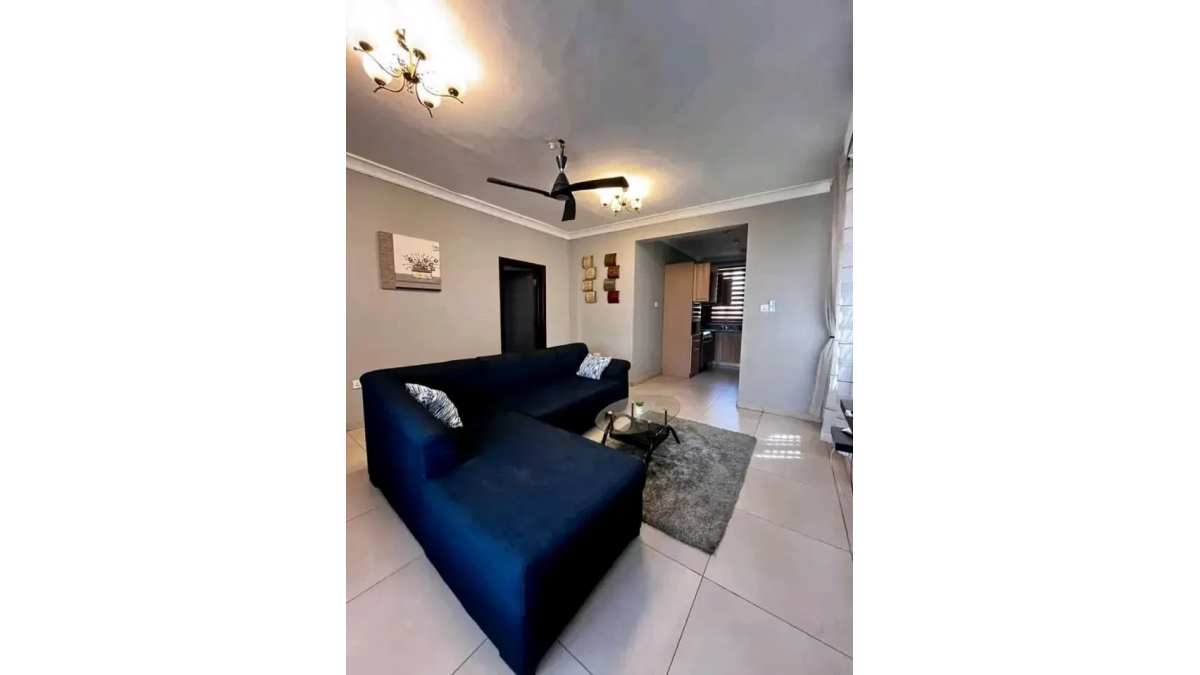 2 bed flat to let, Crown Lodge, Elystan Street - African Land