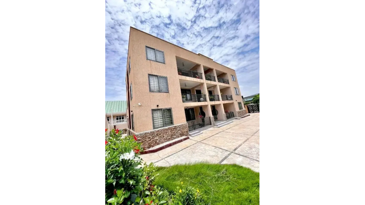 2 bed flat to let, Crown Lodge, Elystan Street - African Land