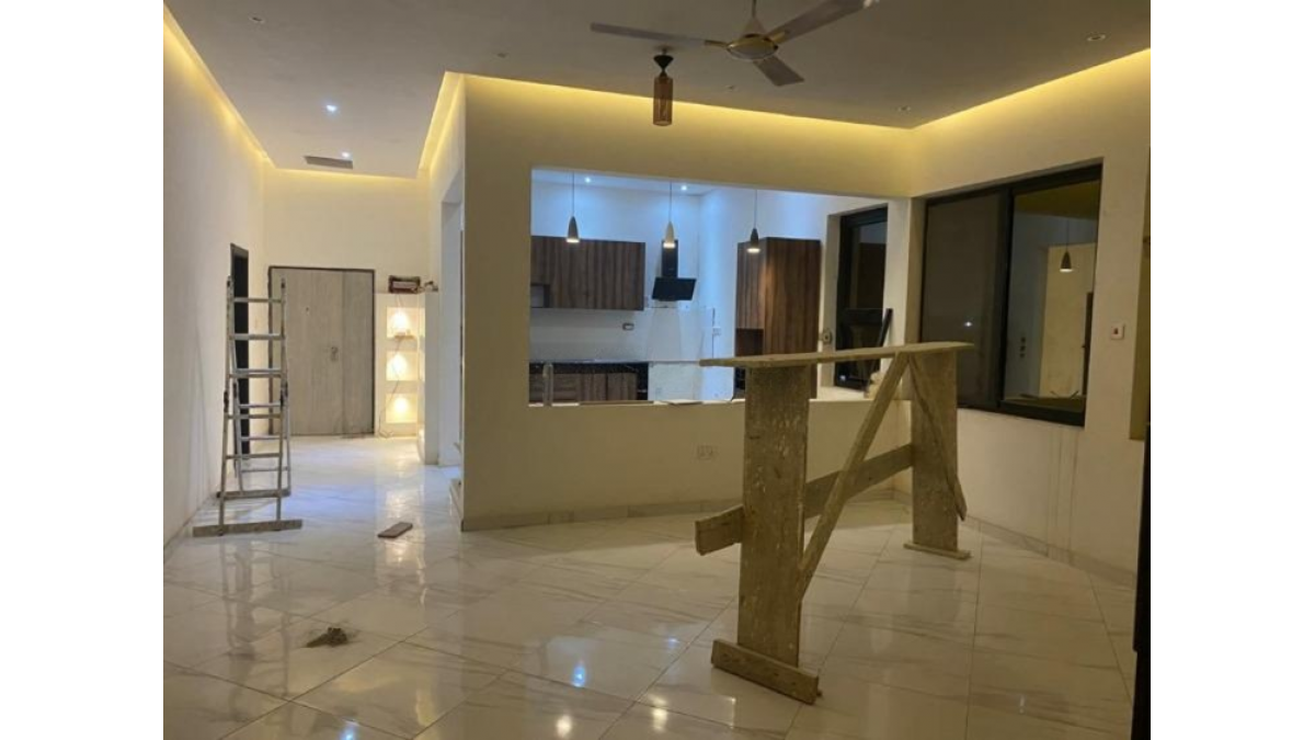 2 bed flat to let, Crown Lodge, Elystan Street - African Land
