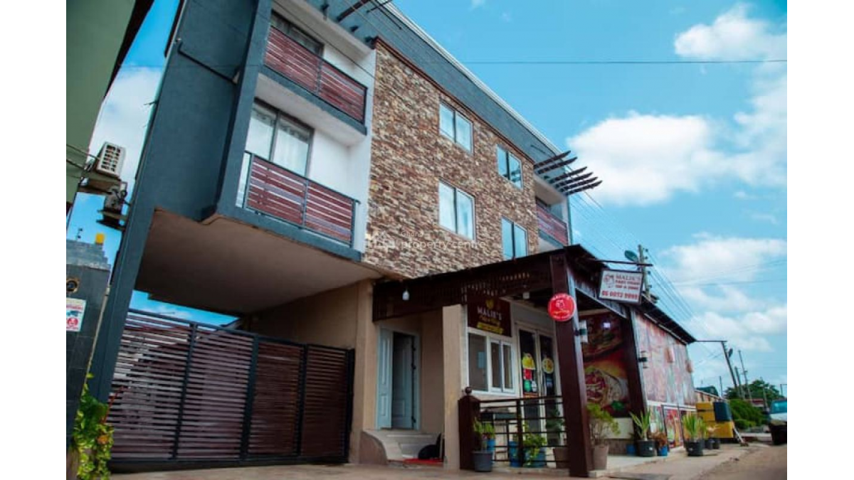 2 bed flat to let, Crown Lodge, Elystan Street - African Land