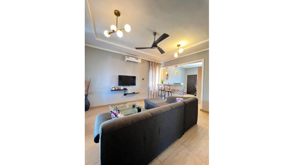 2 bed flat to let, Crown Lodge, Elystan Street - African Land