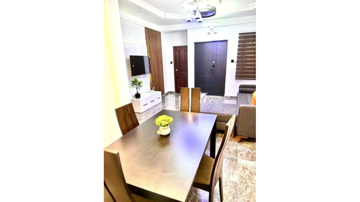 2 bed flat to let, Crown Lodge, Elystan Street - African Land