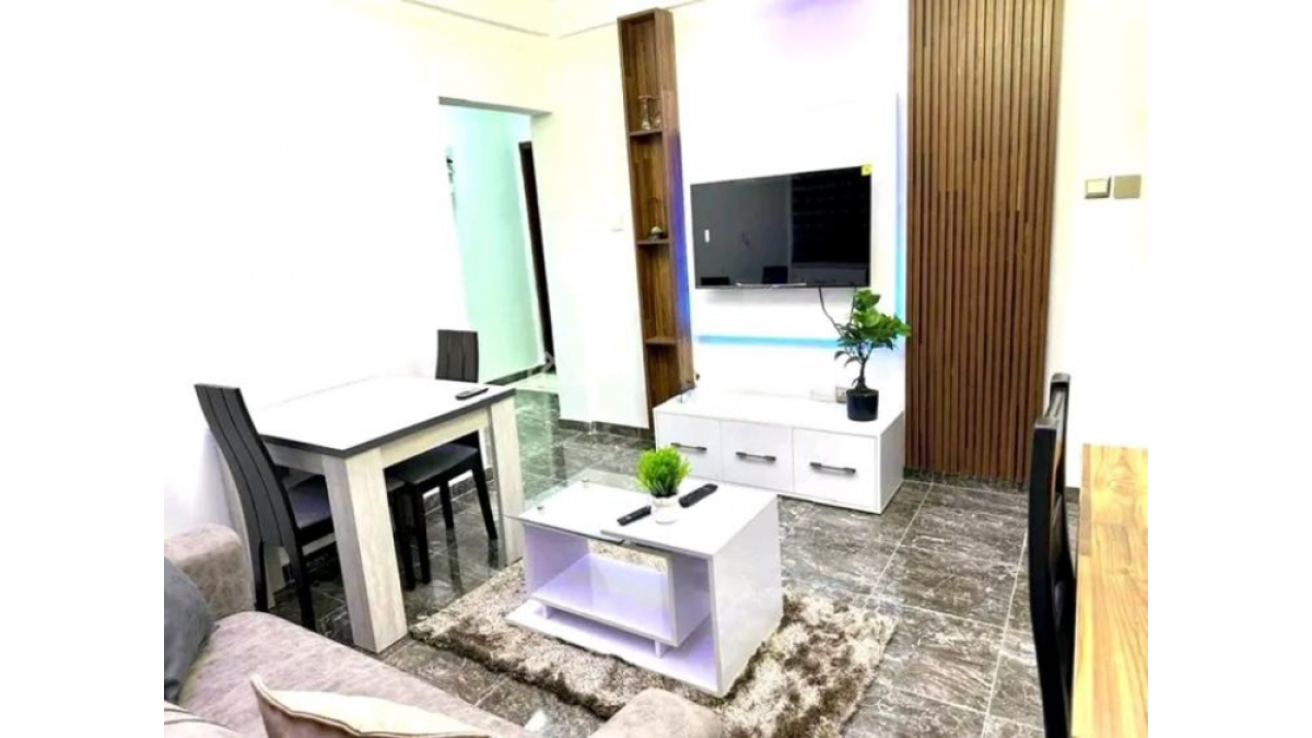 2 bed flat to let, Crown Lodge, Elystan Street - African Land