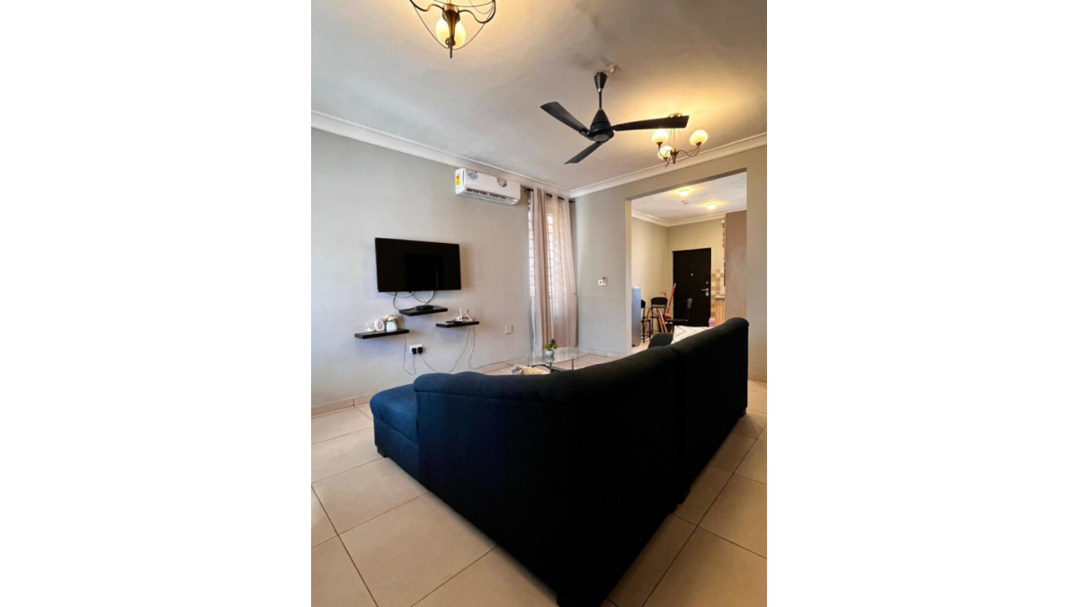 2 bed flat to let, Crown Lodge, Elystan Street - African Land