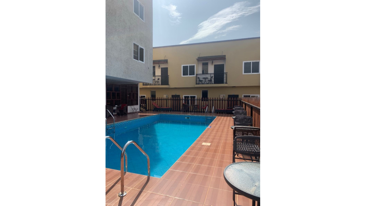 2 bed flat to let, Crown Lodge, Elystan Street - African Land