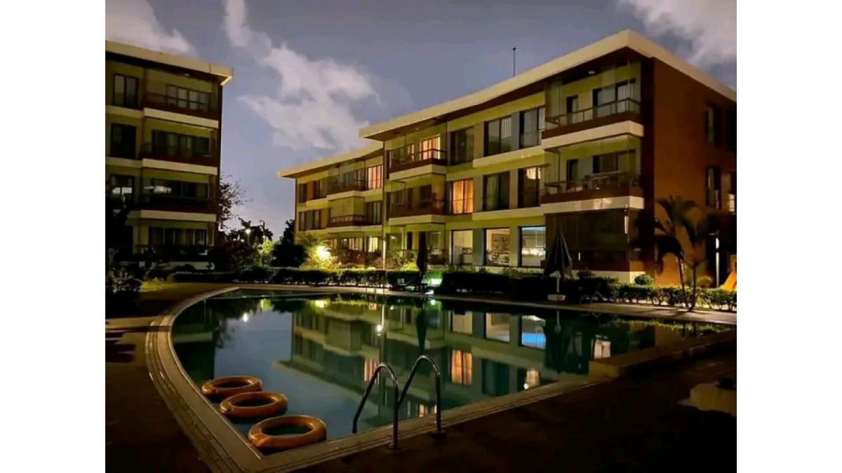 2 bed flat to let, Crown Lodge, Elystan Street - African Land