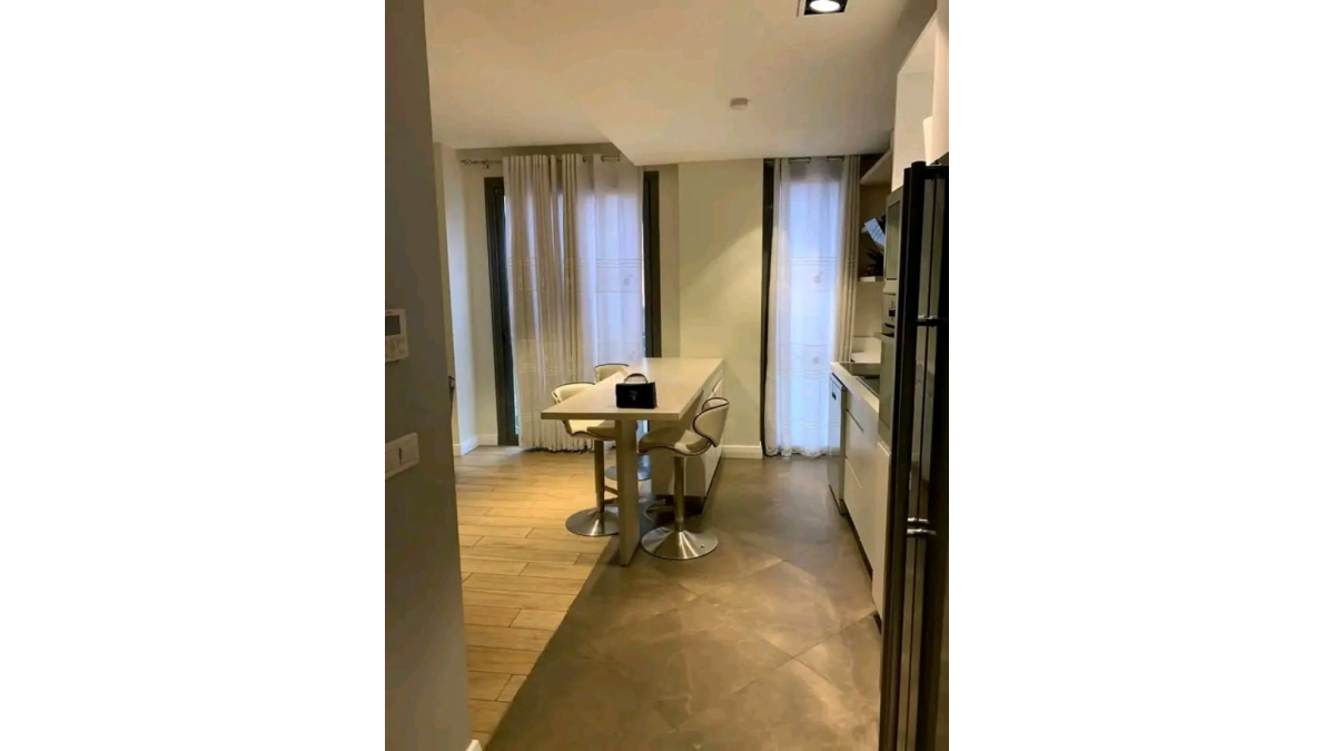 2 bed flat to let, Crown Lodge, Elystan Street - African Land