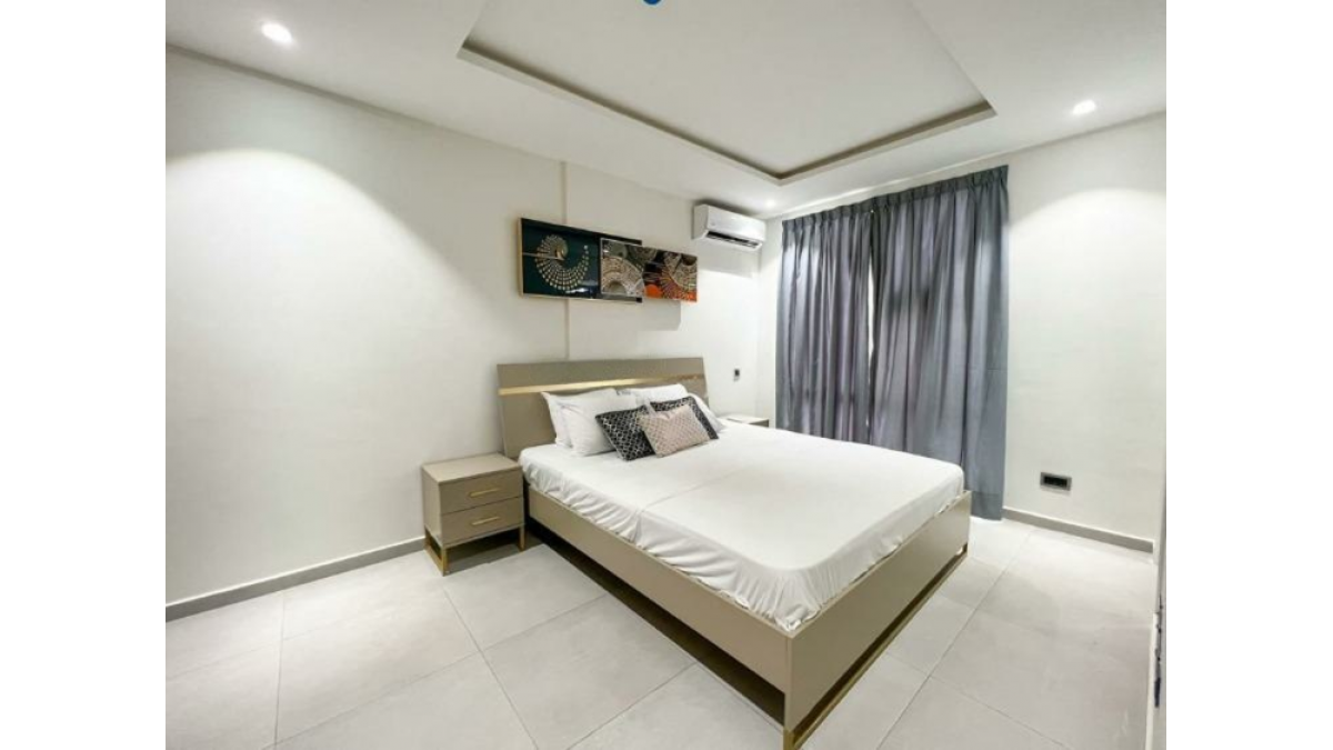 2 bed flat to let, Crown Lodge, Elystan Street - African Land
