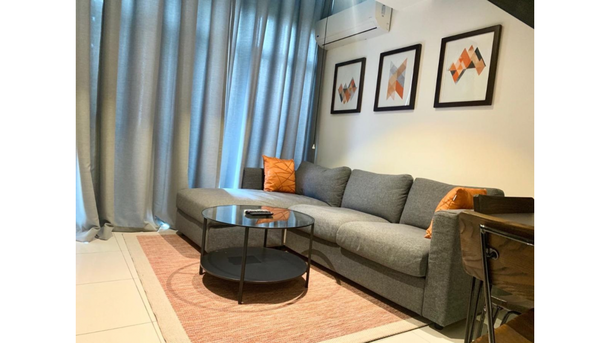 2 bed flat to let, Crown Lodge, Elystan Street - African Land