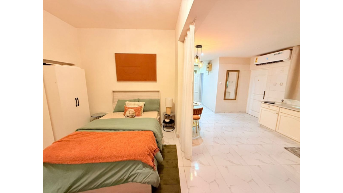 2 bed flat to let, Crown Lodge, Elystan Street - African Land