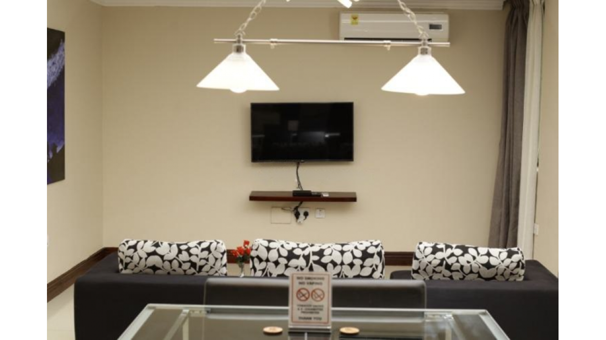 2 bed flat to let, Crown Lodge, Elystan Street - African Land