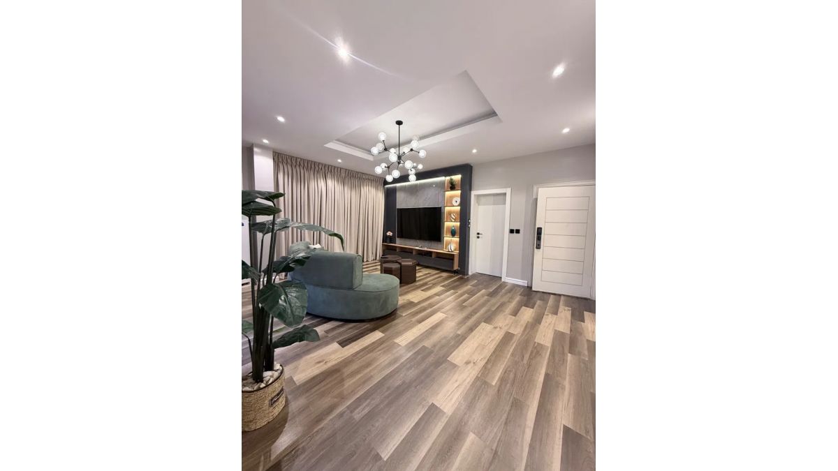 2 bed flat to let, Crown Lodge, Elystan Street - African Land