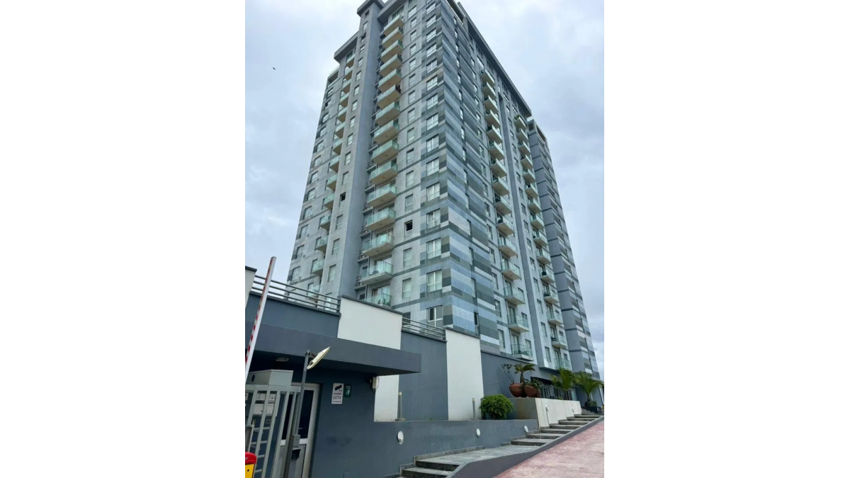2 bed flat to let, Crown Lodge, Elystan Street - African Land