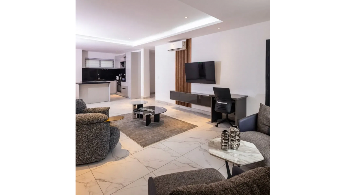 2 bed flat to let, Crown Lodge, Elystan Street - African Land