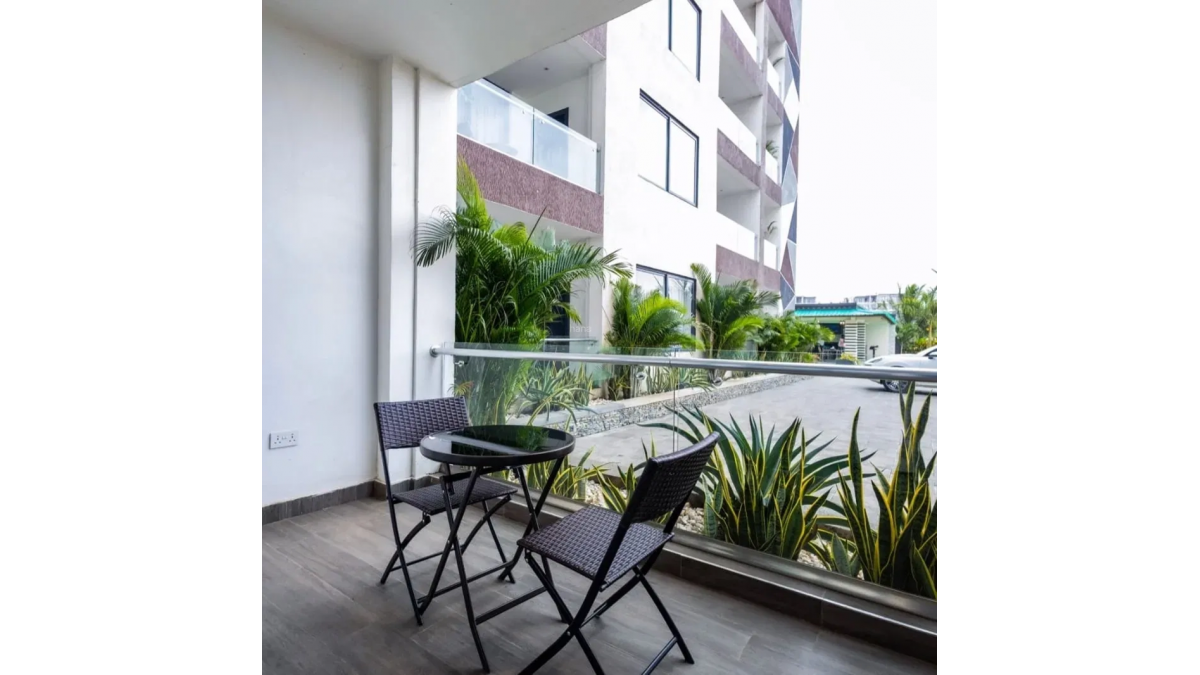 2 bed flat to let, Crown Lodge, Elystan Street - African Land