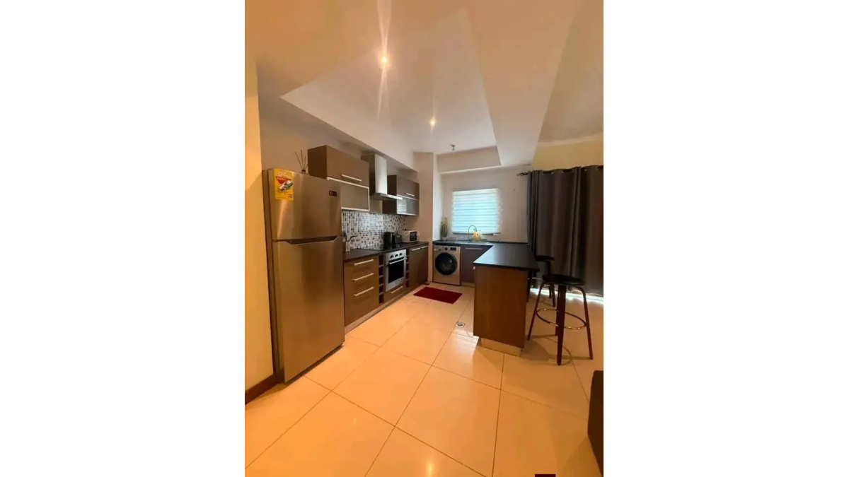 2 bed flat to let, Crown Lodge, Elystan Street - African Land