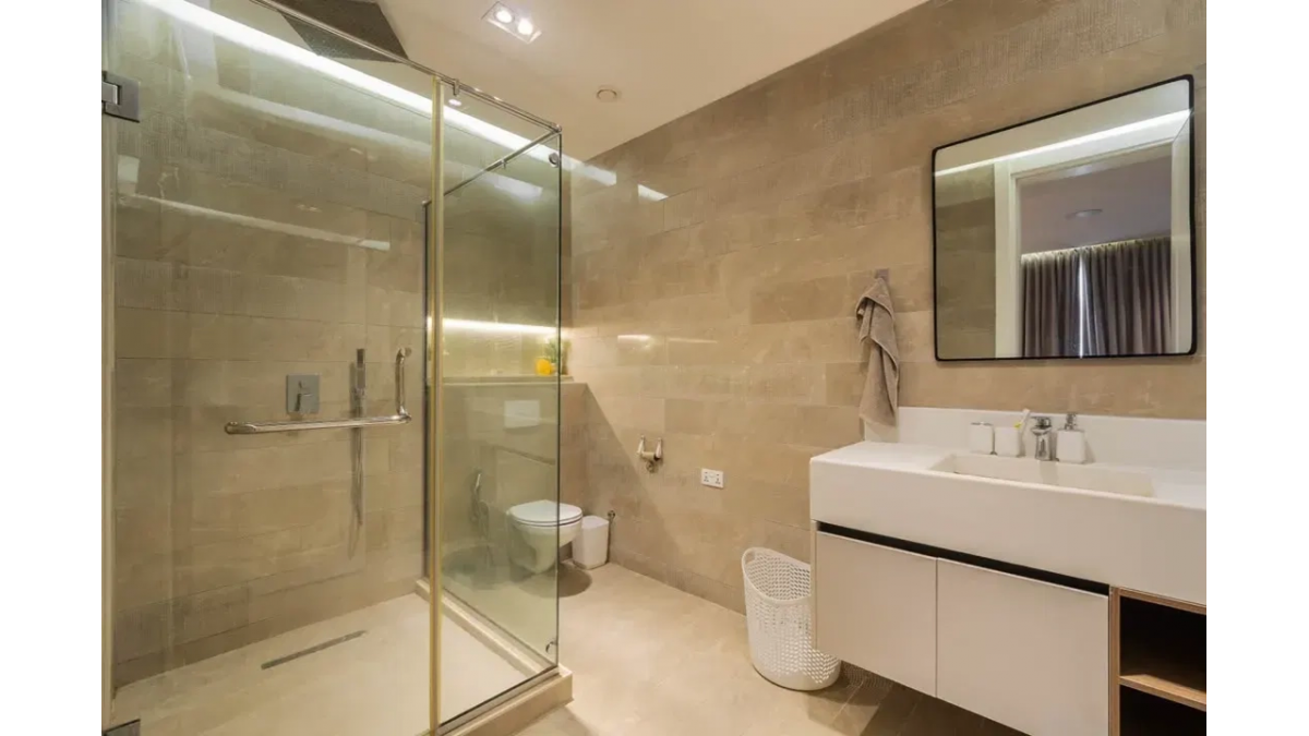 2 bed flat to let, Crown Lodge, Elystan Street - African Land