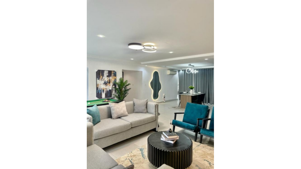 2 bed flat to let, Crown Lodge, Elystan Street - African Land