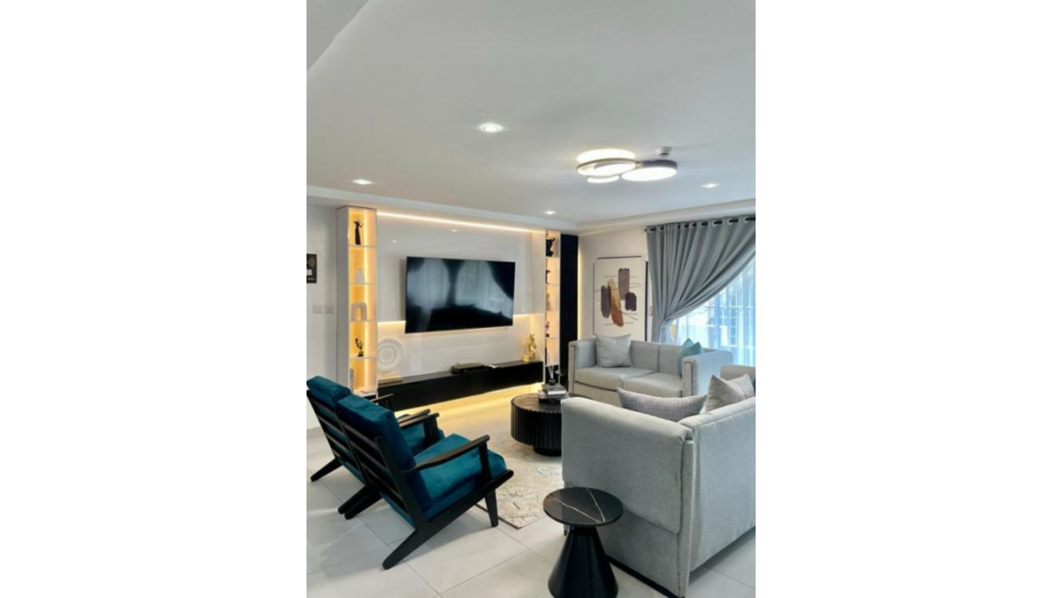 2 bed flat to let, Crown Lodge, Elystan Street - African Land