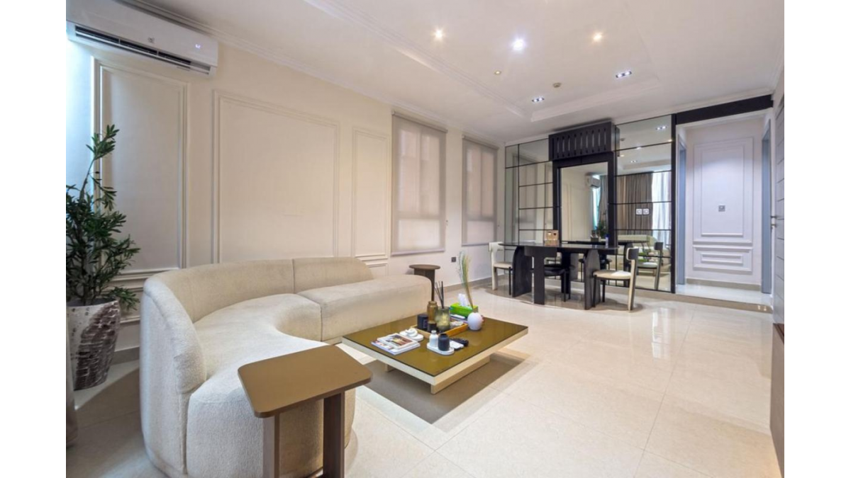 2 bed flat to let, Crown Lodge, Elystan Street - African Land