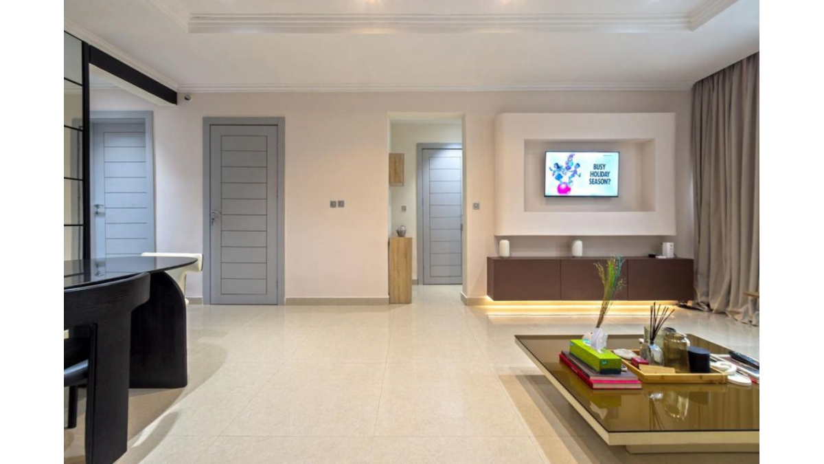 2 bed flat to let, Crown Lodge, Elystan Street - African Land