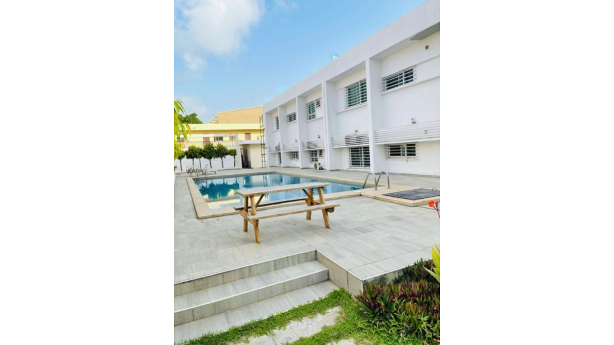 2 bed flat to let, Crown Lodge, Elystan Street - African Land
