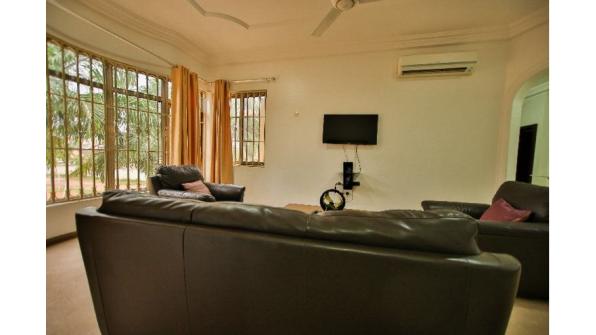 Luxury 3 Bedroom Furnished Apartment for Short Let in North Legon