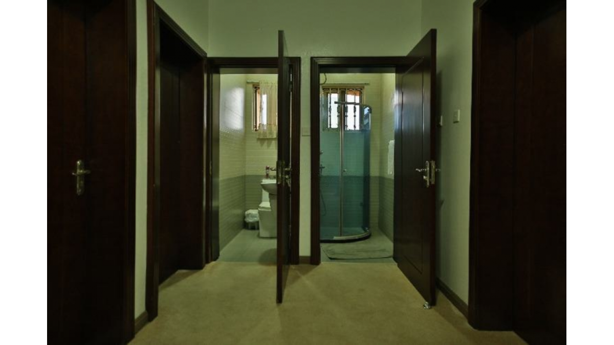 2 bed flat to let, Crown Lodge, Elystan Street - African Land