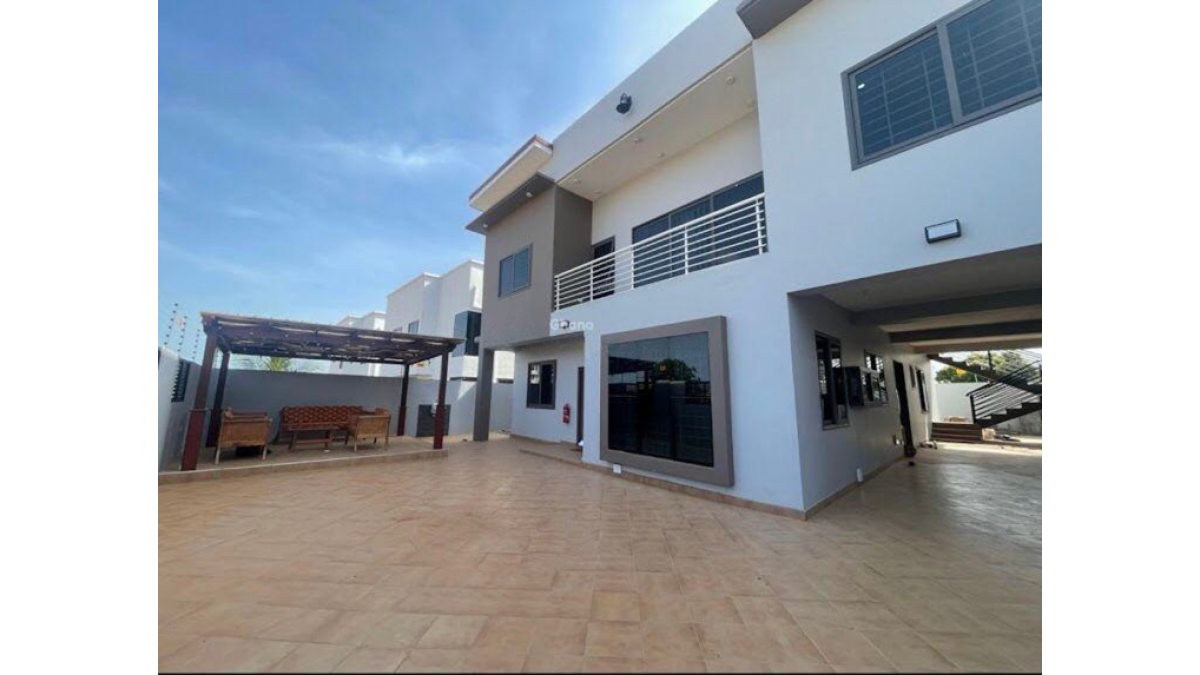 Luxury 1-Bedroom Short-Let Apartment at The Hacienda, North Legon