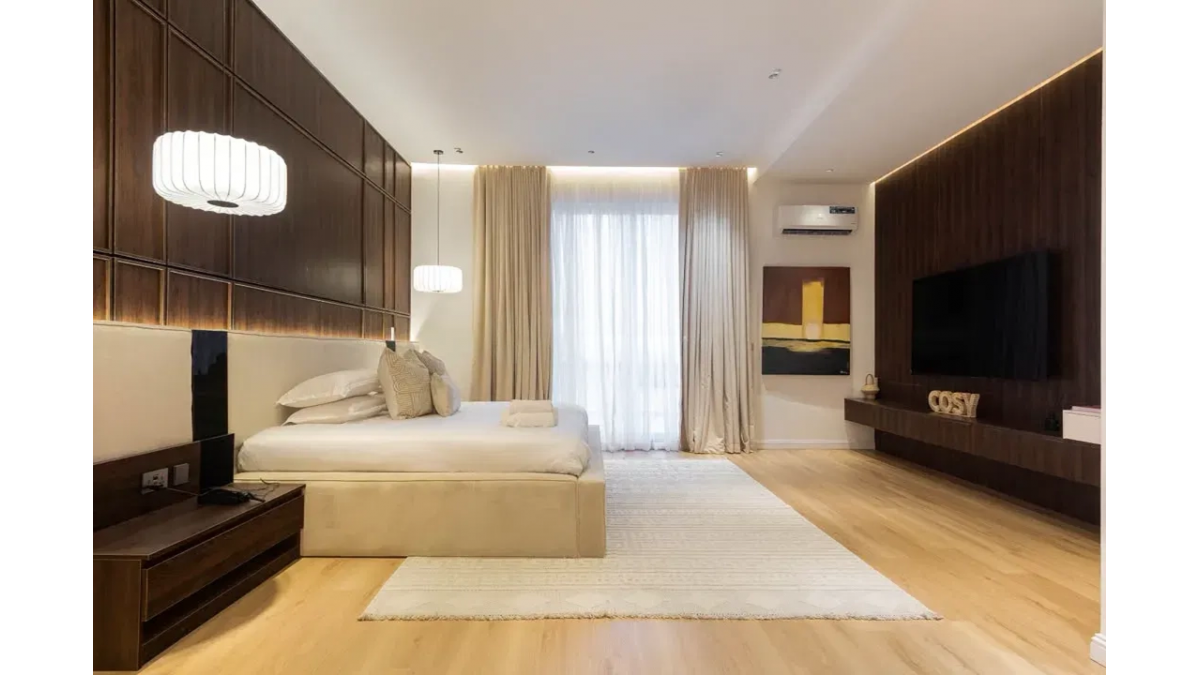 2 bed flat to let, Crown Lodge, Elystan Street - African Land