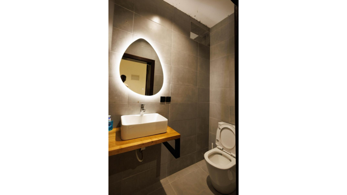 2 bed flat to let, Crown Lodge, Elystan Street - African Land