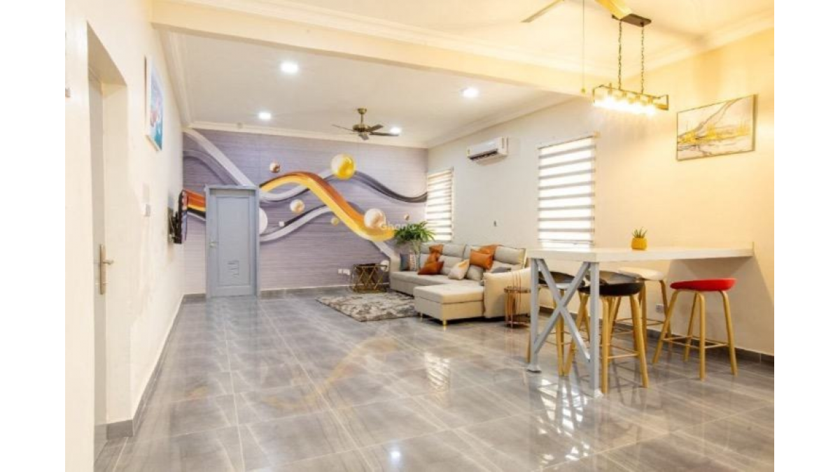 2 bed flat to let, Crown Lodge, Elystan Street - African Land