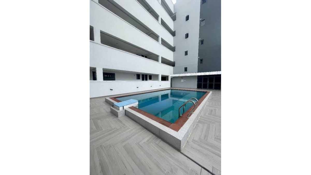 2 bed flat to let, Crown Lodge, Elystan Street - African Land